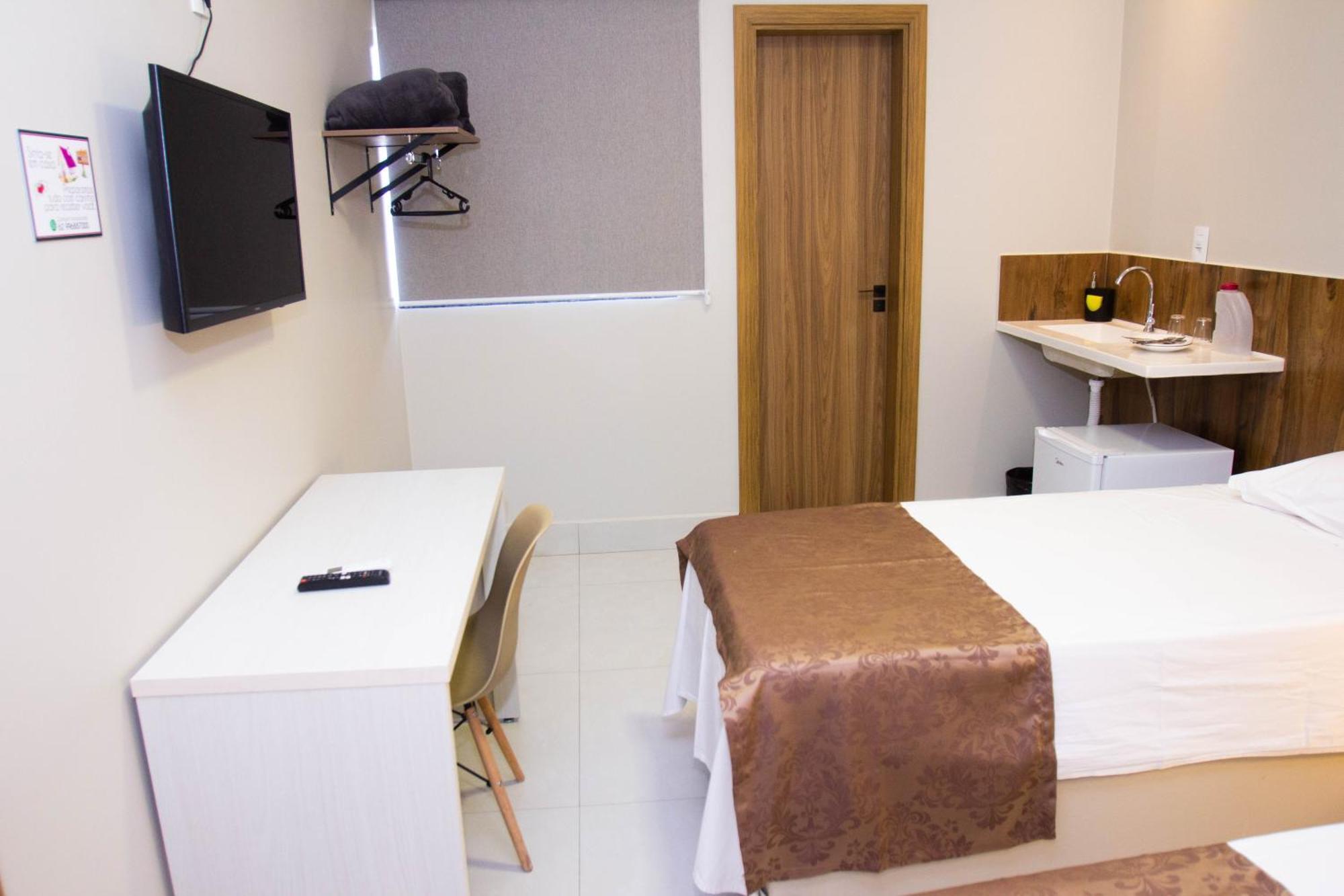 Fiori Suites Goiânia Kamer foto