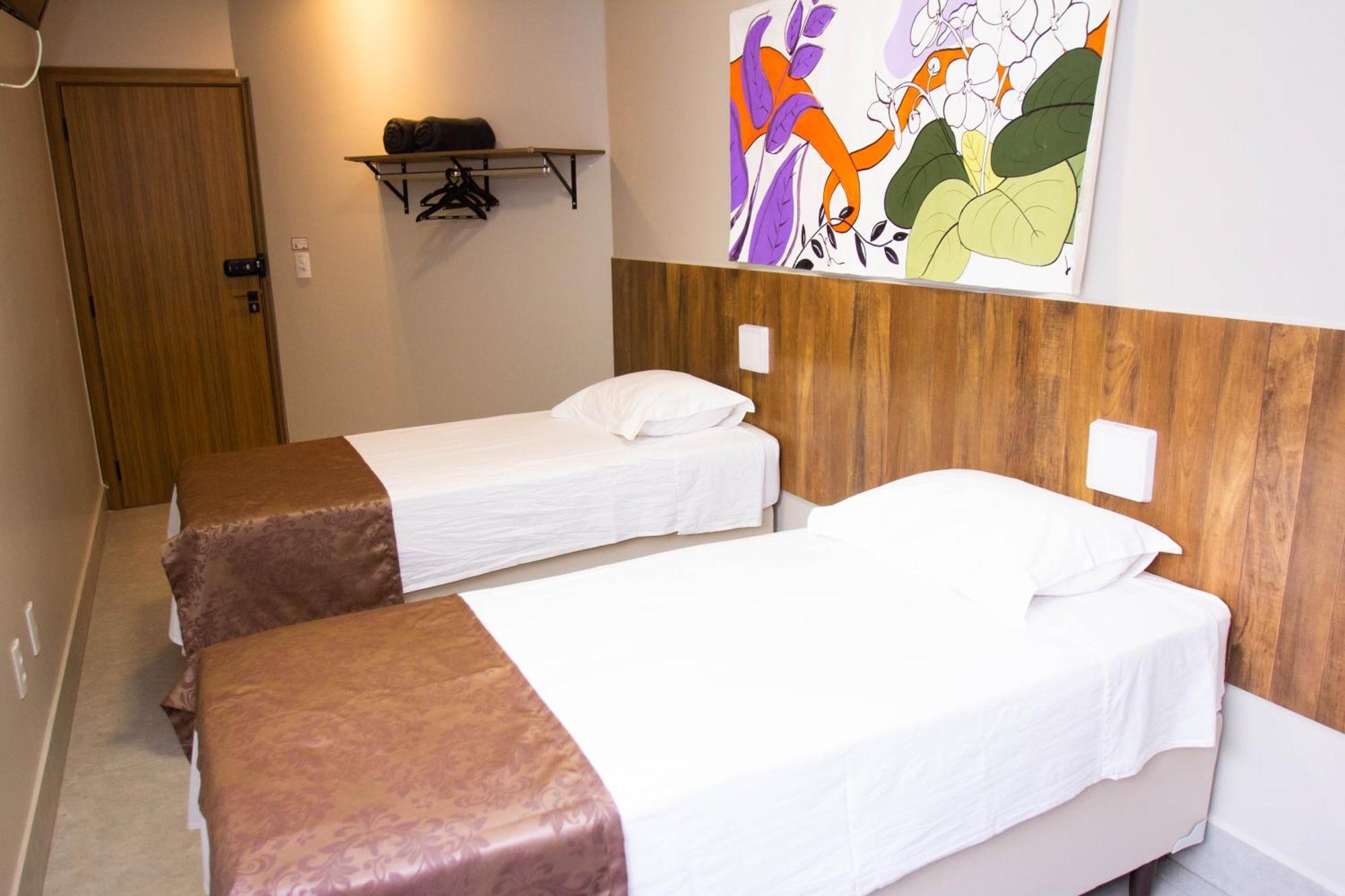 Fiori Suites Goiânia Kamer foto